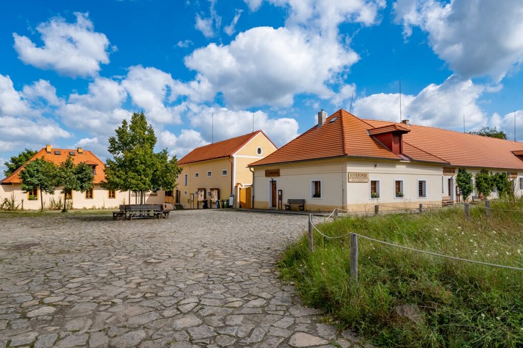 utf-8''Toulcův dvůr